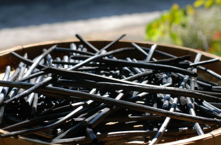 石鹸 無添加 MOONSOAP ムーンソープ ヘンプチャコールソープ 100g オーガニック 正規品 石けん(顔・あたま・髪・からだ用) ) 洗顔料 洗顔石けん 天然 ナチュラル ノンケミカル 自然