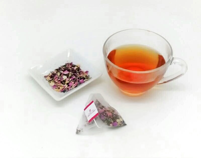 紅茶 なごみナチュルア カフェインレス紅茶 ラベンダー＆ローズ 24g(２g×12個)  ティーバッグ 正規品 オーガニック 保存料 無添加  無農薬 有機
