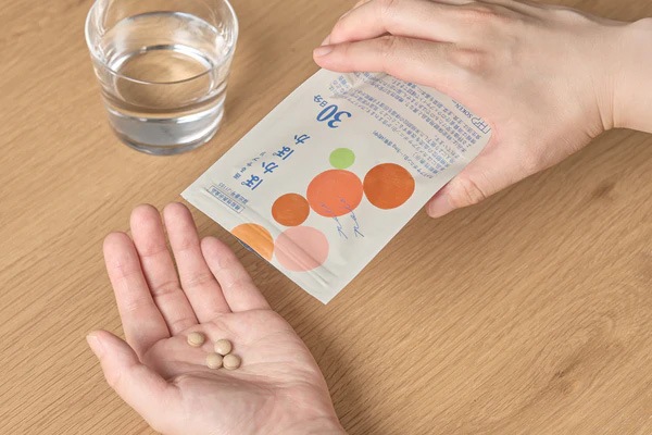 サプリメント 創健社 巡るサプリ ぽかぽか 機能性表示食品 指先・足先の冷え 温活 正規品 国内産 保存料 無添加 国産原料 冷え解消 血流改善 末梢体温の回復 ツバキ種子エキス しょうが粉末 うんしゅうみかんエキス