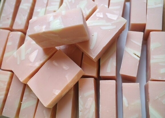 石鹸 無添加 MOONSOAP ムーンソープ リソープ 80g 石鹸 オーガニック 正規品 石けん(顔・あたま・髪・からだ用) ) スキンケア 洗顔料 洗顔石鹸 洗顔石けん 天然 ノンケミカル