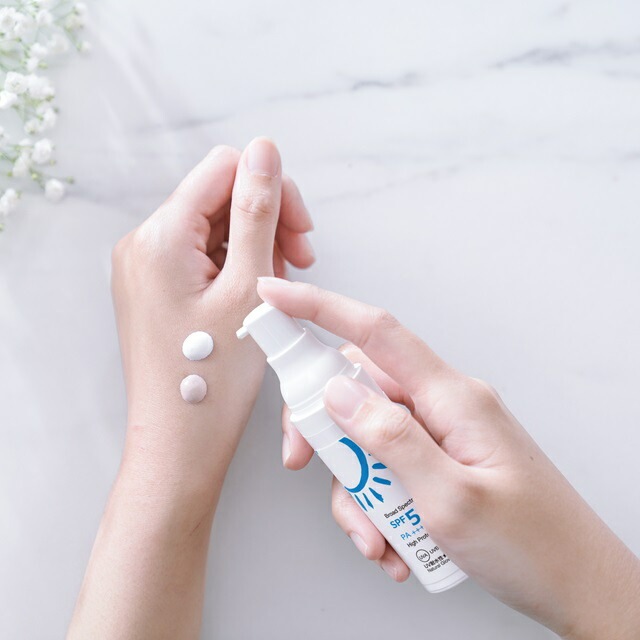 UVクリーム 無添加 ナヴィーン ミネラルサンスクリーン SPF50 30ml クリーム オーガニック ナチュラル ノンケミカル 自然 スキンケア 天然 日焼け止め uv 白色 NAVEEN
