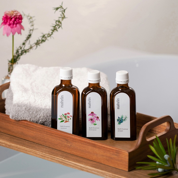 入浴剤 nahrin ナリン バスエッセンス サンダルウッド 50mL(約8回分)/125mL(約20回分) 正規品 バスオイル 天然ハーブ エキゾチック ウッディ フローラル 白檀 自然 ナチュラル 人工香料不使用 リラックス 安らぎ 癒し アロマ しっとり 保湿 潤い