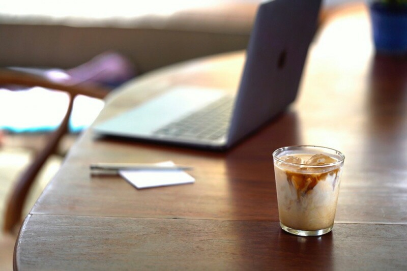 カフェインレス カフェオレベース 珈琲 スローコーヒー おいしい やさしい カフェオレベース加糖（DECAF） 600ml オーガニック 有機JAS 正規品 保存料 無添加   自然 珈琲 Slow Coffee