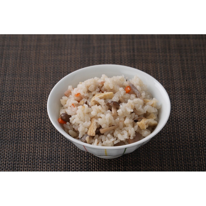 白だし 創健社 日々の白だし 200ml 正規品 国産丸大豆しょうゆ 沖縄の塩 淡色 上品な味わい 厳選素材 小容量タイプ 使い切りやすい アミノ酸・酵母エキス・その他エキス類不使用 出し巻き 茶碗蒸し 和食