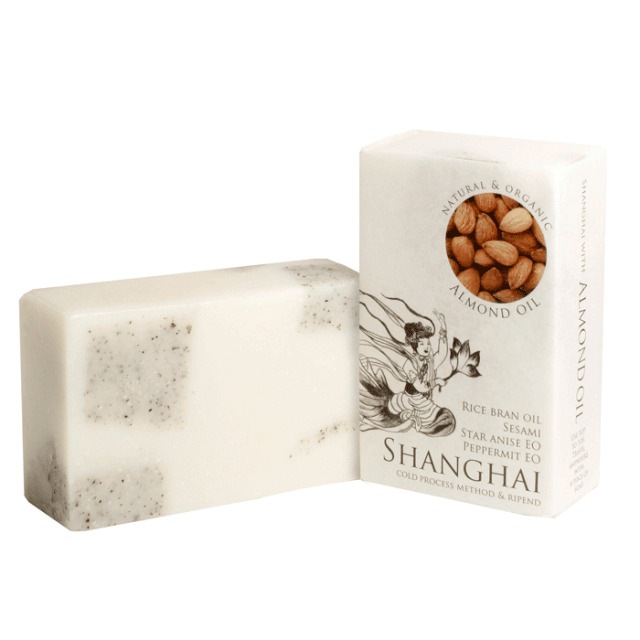 石鹸 無添加 MOONSOAP ムーンソープ ワールドソープ 100g 石鹸 オーガニック 正規品 石けん(顔・あたま・髪・からだ用) ) スキンケア 洗顔料 洗顔石鹸 洗顔石けん 天然 ノンケミカル