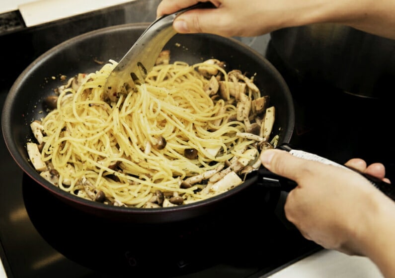 ブレンドハーブ レーベンスバウム 最高のガーリックソースのための ハーブミックス 40g 保存料 無添加 正規品 オーガニック 無農薬 有機   EUビオ 有機JAS Bio-Siegel 認証取得