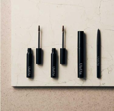 マスカラ 無添加 UlaUla ウラウラ トリートメントマスカラC 10g オーガニック 正規品 メイク 天然 ナチュラル ノンケミカル 自然 まつ毛メイク 美容成分配合 ブラックマスカラ