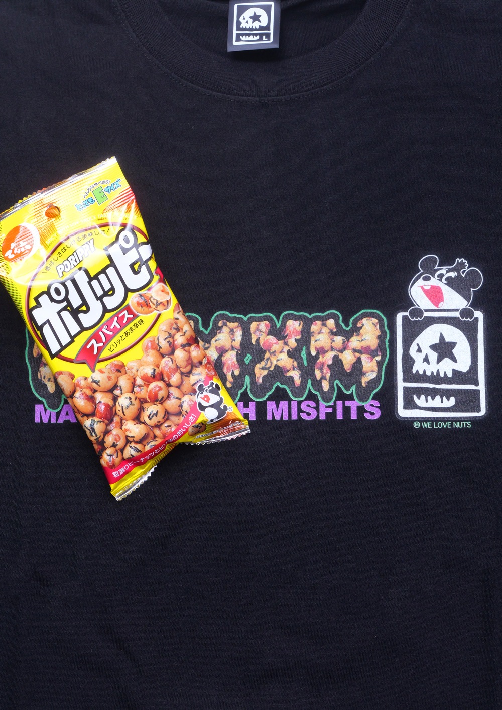 でん六 x MxMxM “WE LOVE NUTS” TEE (エアーフレッシュナー付き) | ALL