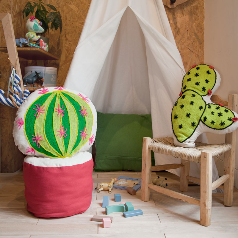 CACTUS CUSHION / Pillar