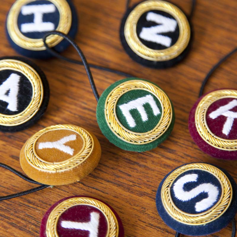 INITIAL HAIR BAND / T