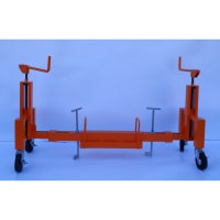 ネジ式Ｕ字溝蓋昇降機　Ｕ字も工事も楽太郎【特許出願中　特願2015-203513】平成27年度茨城県工業技術センターにてＵ字溝蓋昇降機の開発支援