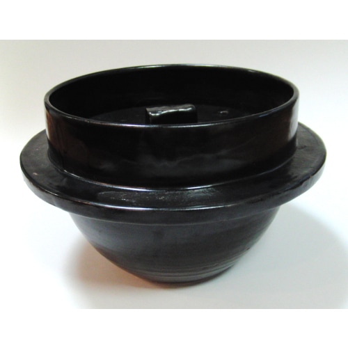 手造り　対流式熱伝導　旨味ごはん釜　黒全幅　Φ25ｃｍ　Ｈ16ｃｍ　3.5合まで対応可能底部センターに凸突起をつけることで対流が起こり「熱が均等に伝わり」「むらなく米が踊るように」「早く炊ける」