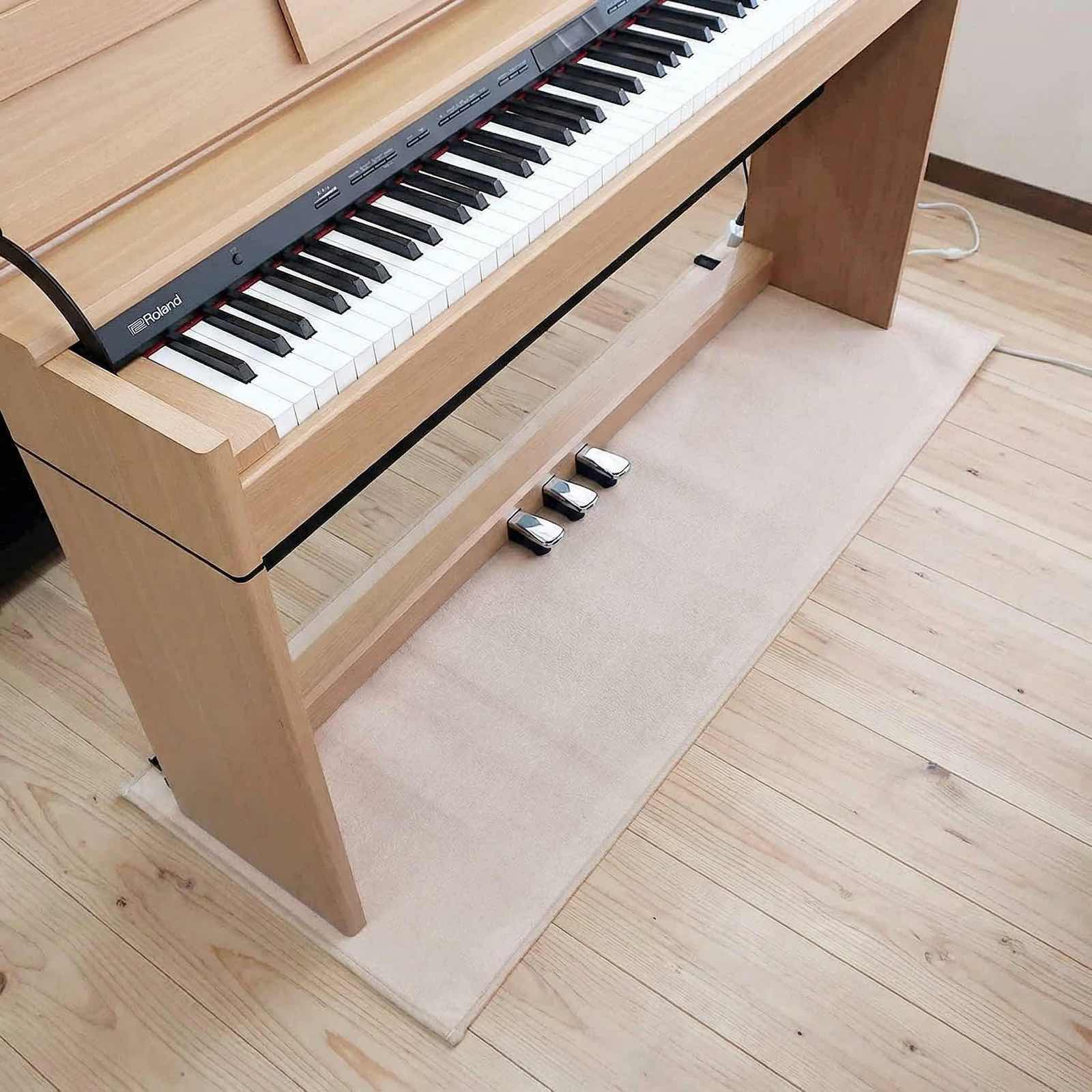 デジタルピアノ用 フロア マット 電子ピアノマット カーペット 10mm厚 敷物 ベージュ 滑り止め加工 150 x 55 ピッタリサイズ