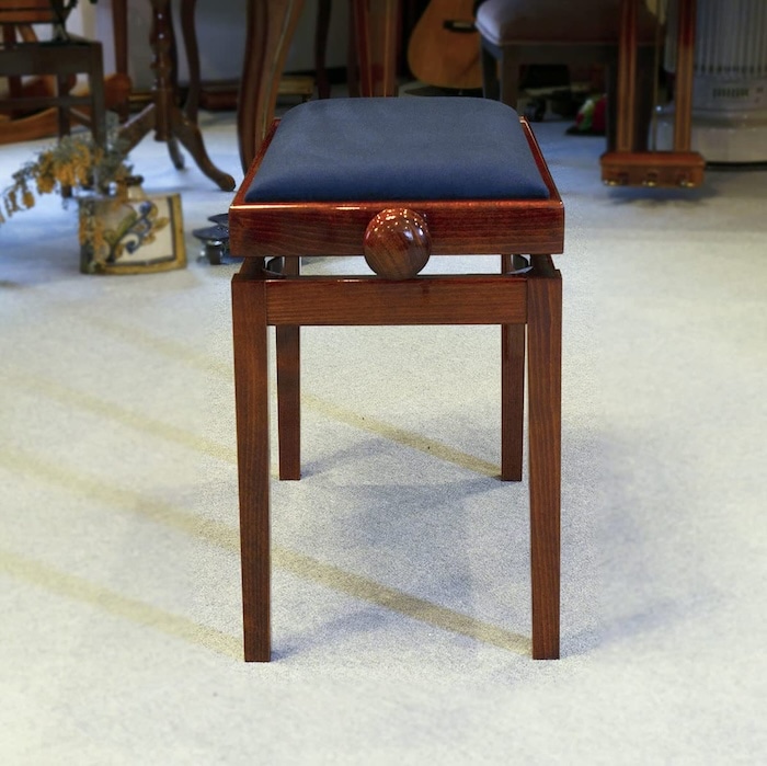 DISCACCIATI（ディスカチャーチ）MODEL 105 R ピアノ椅子 直脚