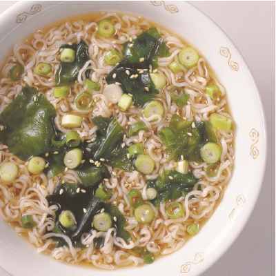 (トーエー)どんぶり麺･しょうゆ味ラーメン78g
