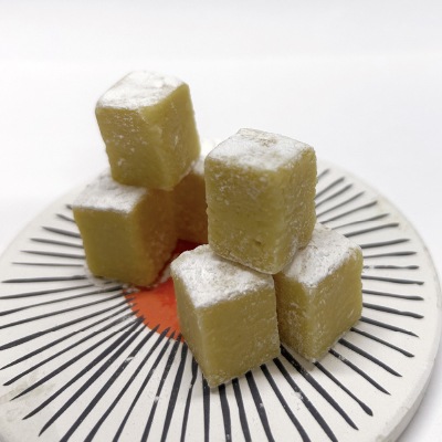 バレンタイン(青砥酒造)香る酒粕チョコ(ホワイト)16粒(約70g)