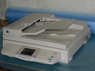 FUJI XEROX DocuScan C4260 A3対応カラースキャナ カウンター1万枚以下