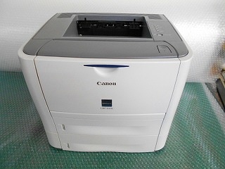 キヤノン　 LBP443I　133062枚　動作OK/トナー無し　下部印字汚れ有 キヤノン LBP443I 133062枚 動作OK/トナー無し 下部印字汚れ有