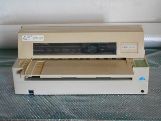 富士通 FMPR-673 ドットインパクトプリンタ 日焼けあり/前後トラクタ付