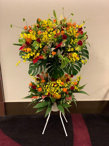 スタンド花2段｜スタンド花｜むつ美花店