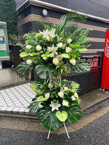 スタンド花2段｜スタンド花｜むつ美花店