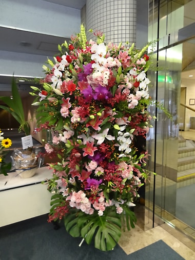 スタンド花3段｜すべての商品｜むつ美花店