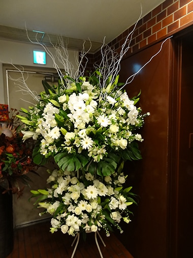 スタンド花2段｜すべての商品｜むつ美花店