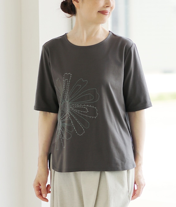 【SALE50%OFF】ビックフラワー刺繍プルオーバー