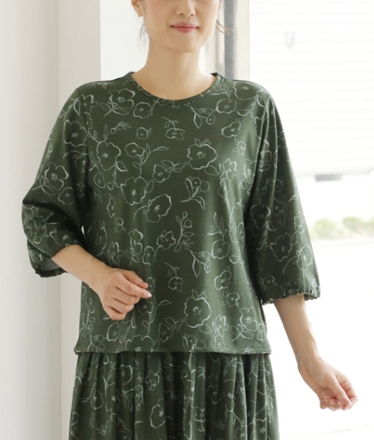 【SALE50%OFF】ラインフラワープルオーバー