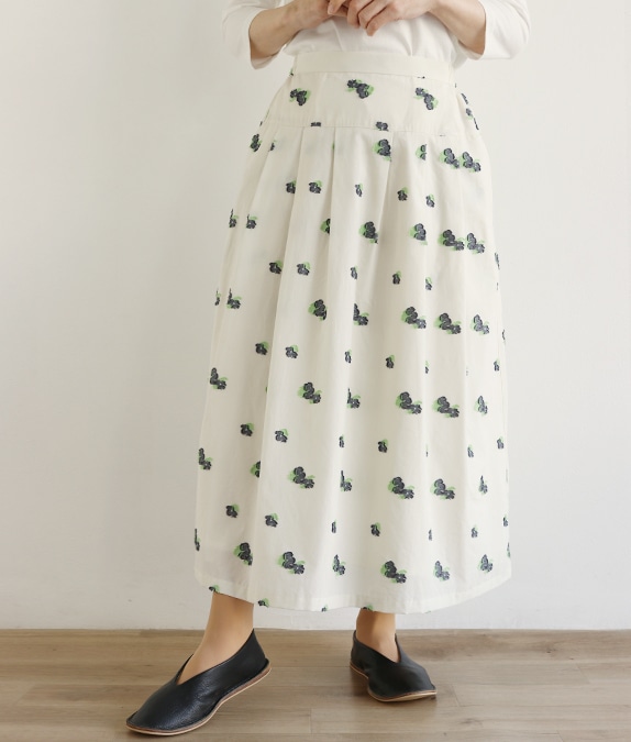 【SALE50%OFF】フラワージャカードタックスカート
