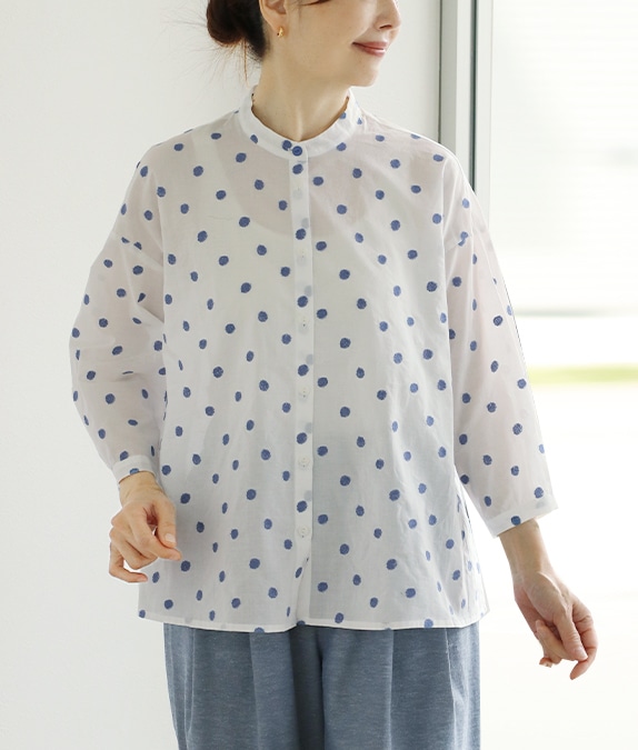 【1/14(水)10時～1/26(月)13時迄優待価格15％OFF】ドット刺繍ブラウス