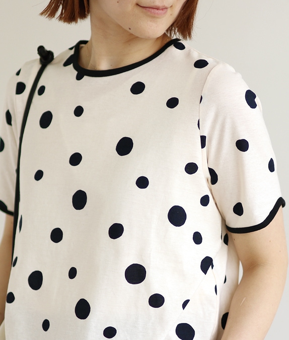 ランダムドットプルオーバー