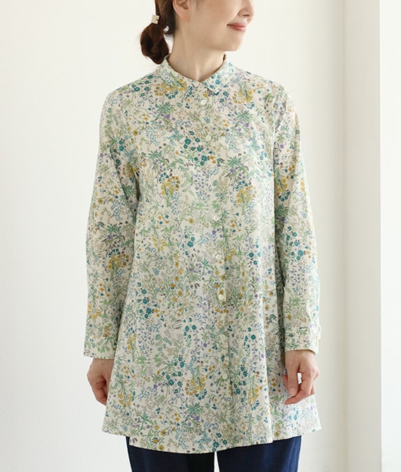 【1/14(水)10時～1/26(月)13時迄優待価格15％OFF】野花柄フレアーブラウス