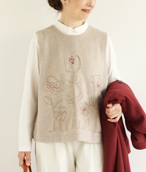 【SALE20%OFF】モヘヤ毛糸花刺繍ベスト