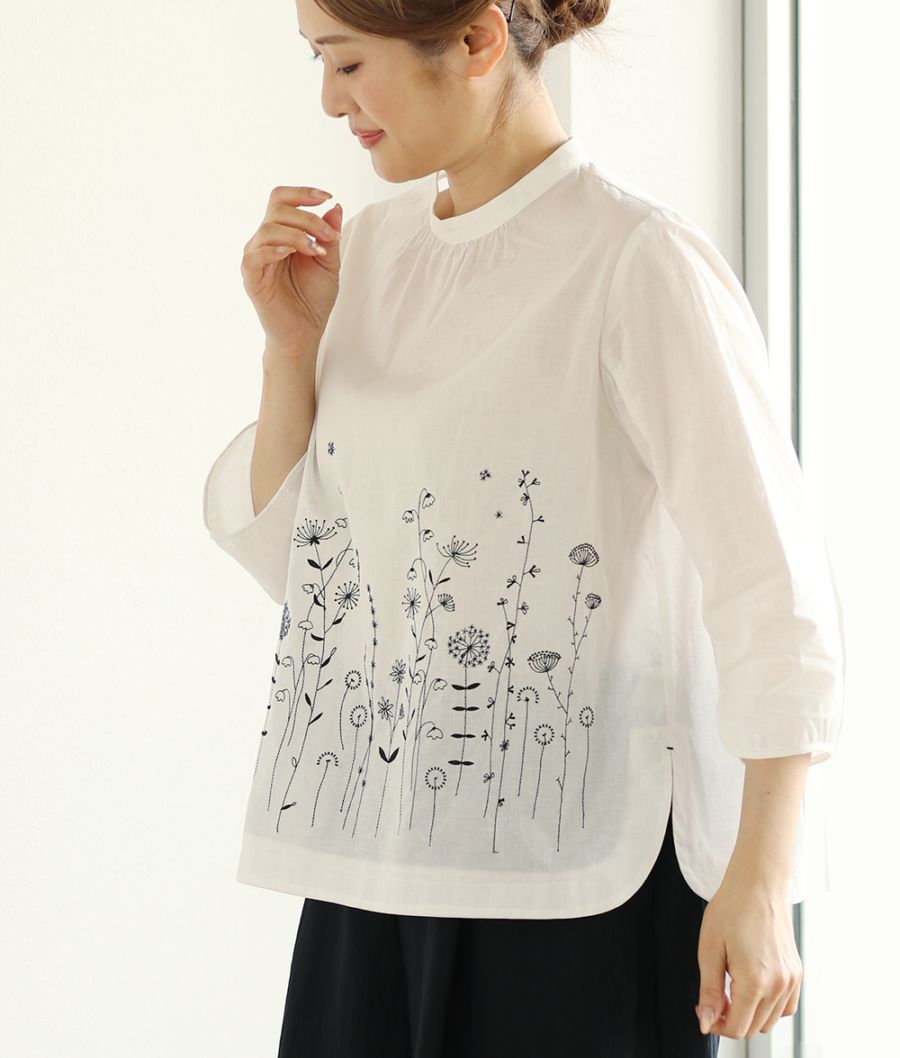 草花刺繍ブラウスかぶり