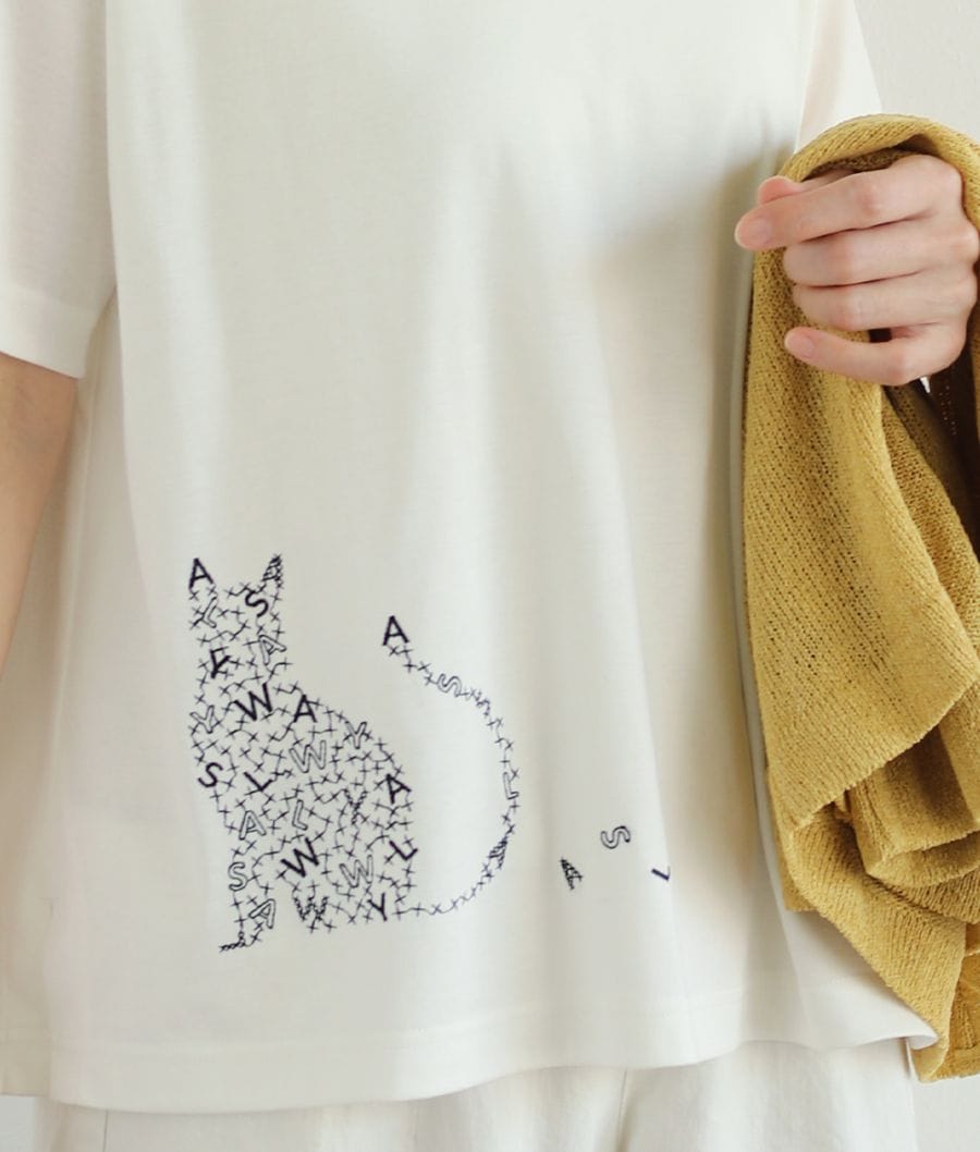 クロスステッチ刺繍プルオーバー