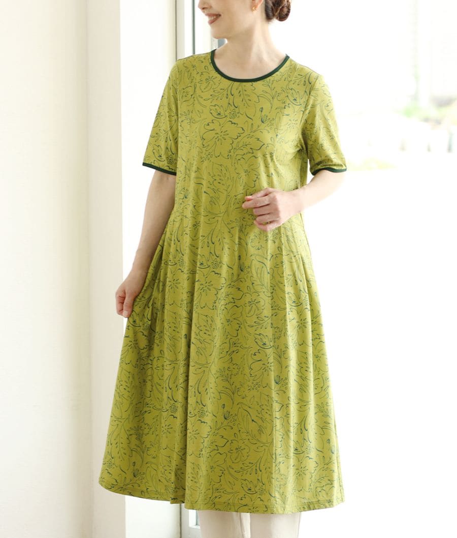 【SALE20%OFF】ラインフラワーワンピース