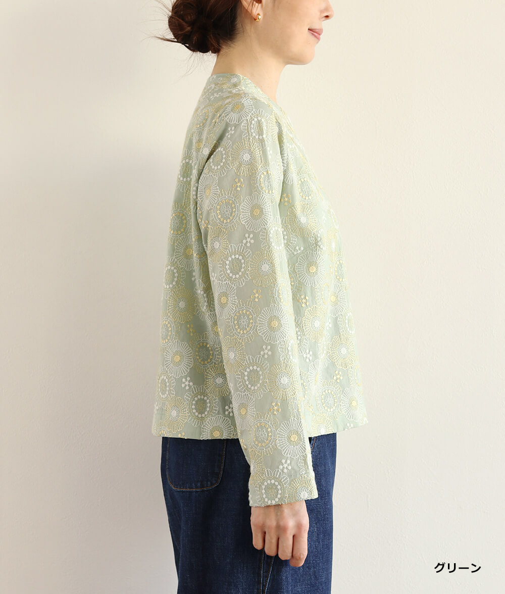 スカラップレースブラウス