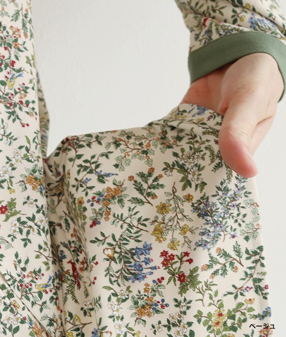 【SALE40％OFF】花と鳥のコーデュロイブラウス