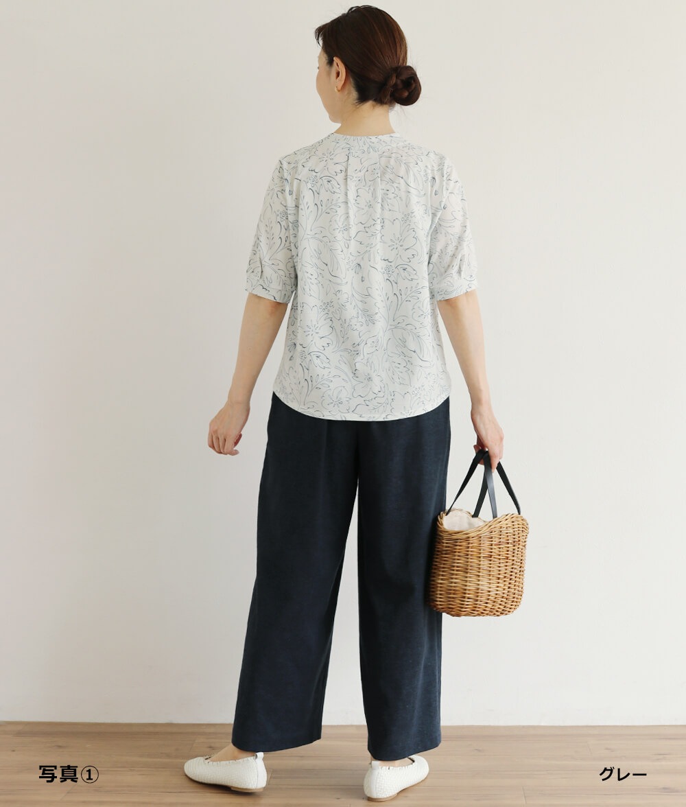 【SALE20%OFF】ラインフラワープルオーバー