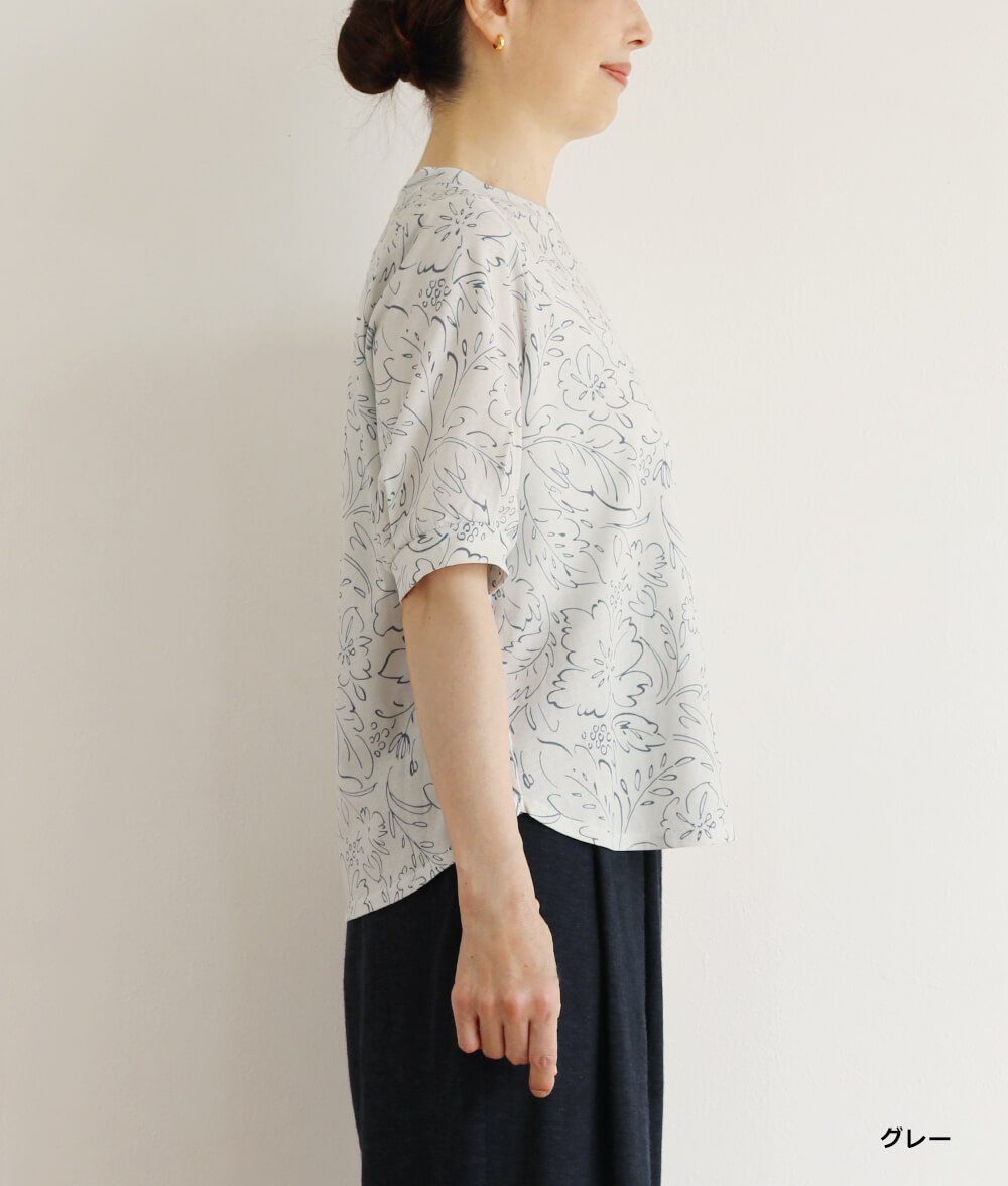 【SALE20%OFF】ラインフラワープルオーバー