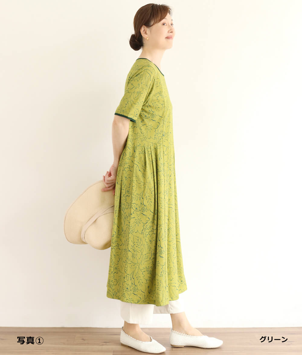 【SALE20%OFF】ラインフラワーワンピース
