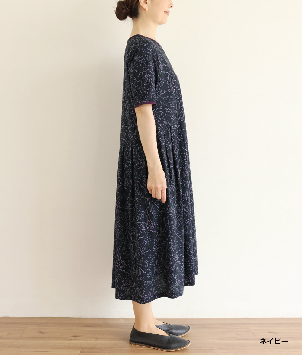 【SALE20%OFF】ラインフラワーワンピース