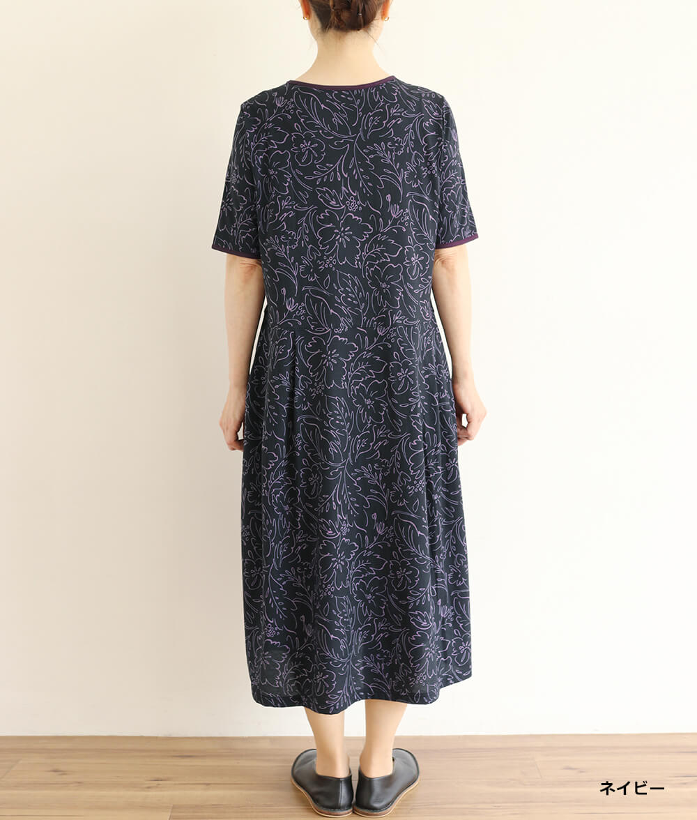 【SALE20%OFF】ラインフラワーワンピース