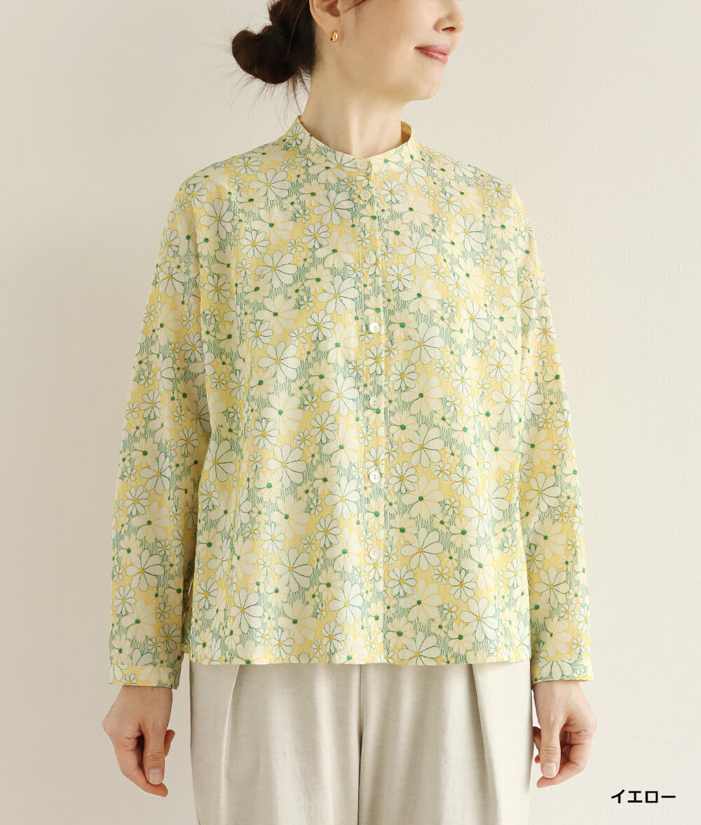 エンブレースブラウス