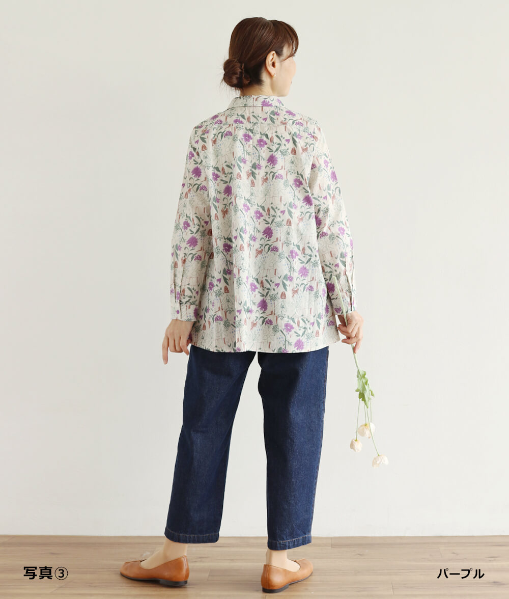 フレアーブラウス