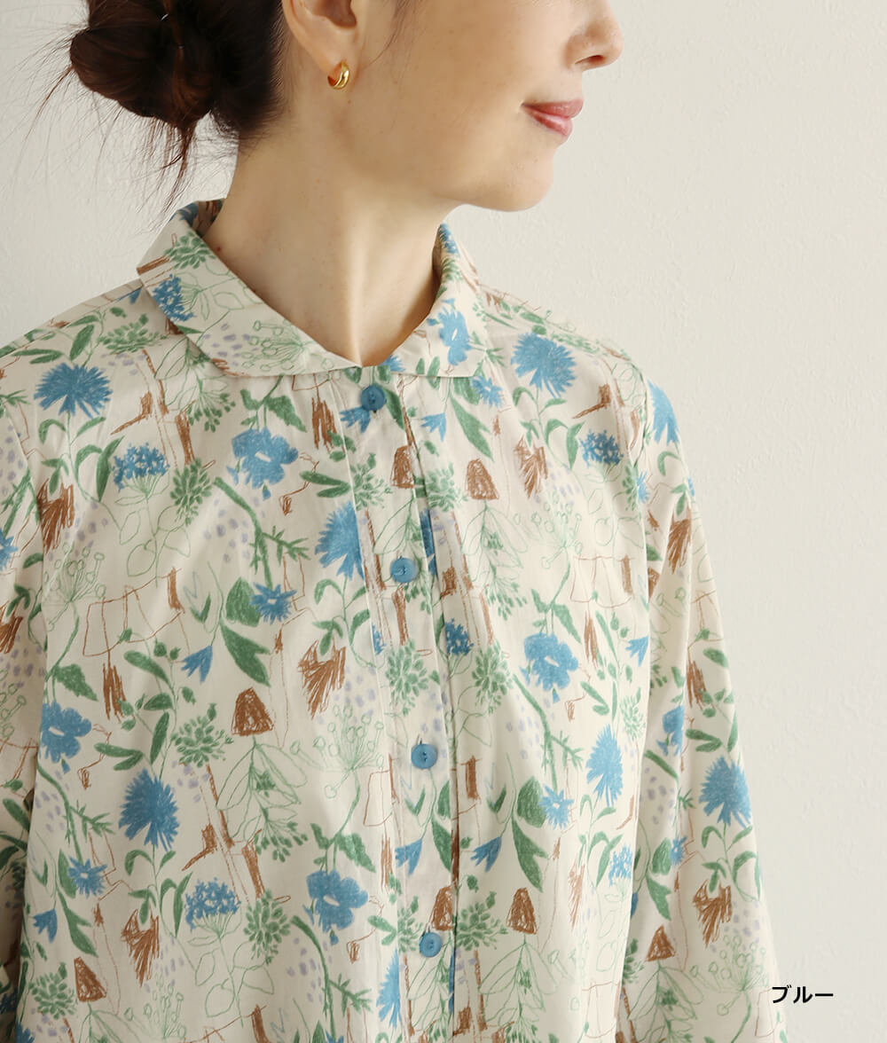 フレアーブラウス