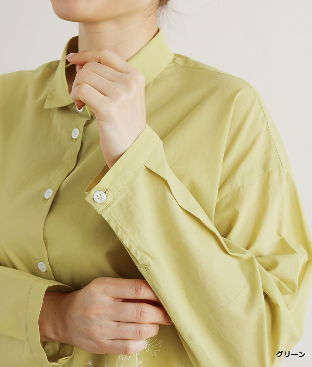 草花刺繍ブラウス前開き