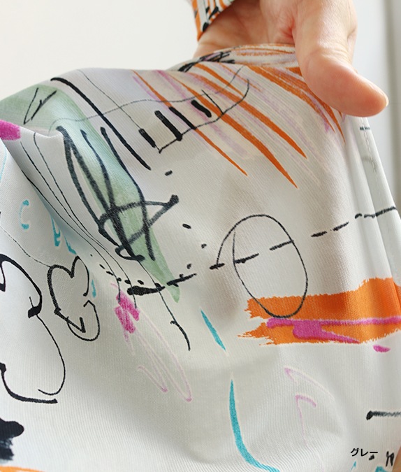 【SALE40%OFF】らくがきプリントプルオーバー