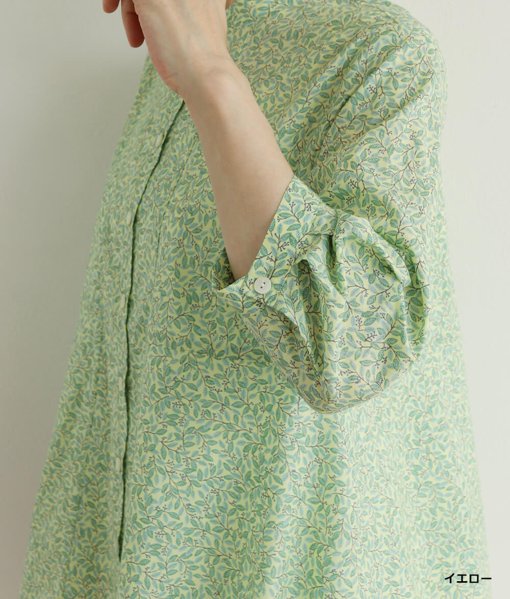 【SALE20%OFF】リーフ柄フレアーブラウス